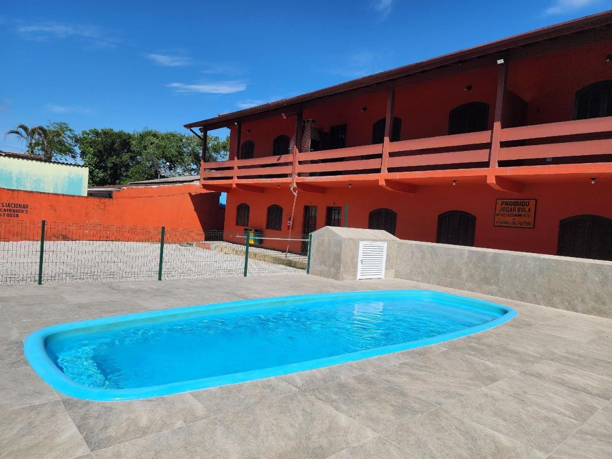 0001.05 - Maranduba - Apto - 2 Dormitorio - 8 Pessoas - 2 Quadras Do Mar - Piscina - Wi-Fi Ubatuba Buitenkant foto