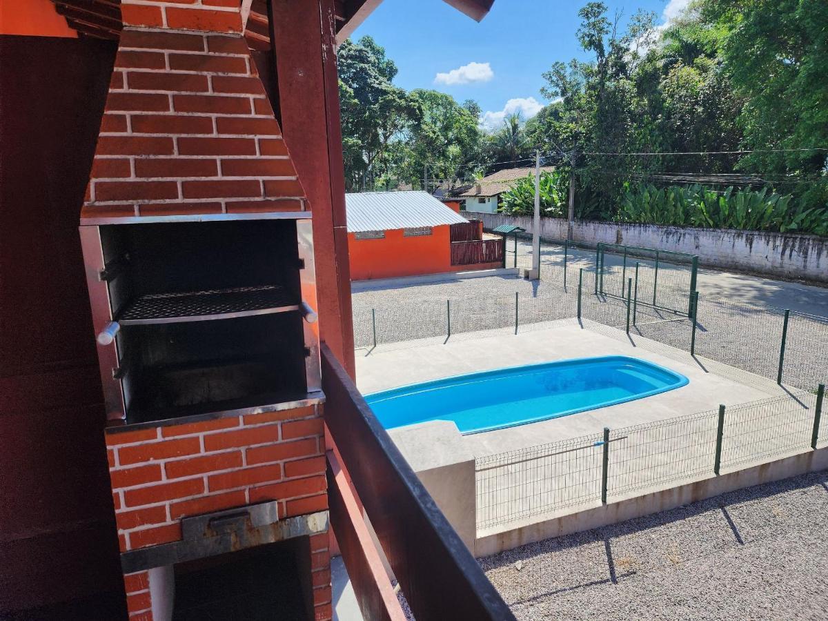 0001.05 - Maranduba - Apto - 2 Dormitorio - 8 Pessoas - 2 Quadras Do Mar - Piscina - Wi-Fi Ubatuba Buitenkant foto